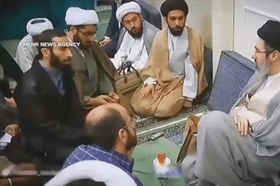 Iran công bố video hiếm của lãnh tụ tối cao, yêu cầu Mỹ nhượng bộ