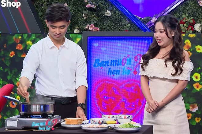 Kỹ sư 31 tuổi nấu ăn trên sân khấu Bạn muốn hẹn hò để chinh phục bạn gái