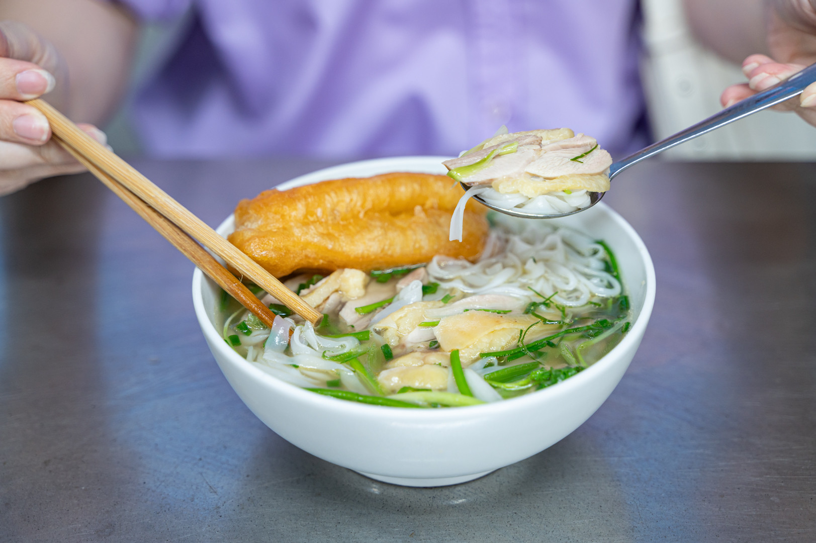 phở gà nguyệt michelin.jpg