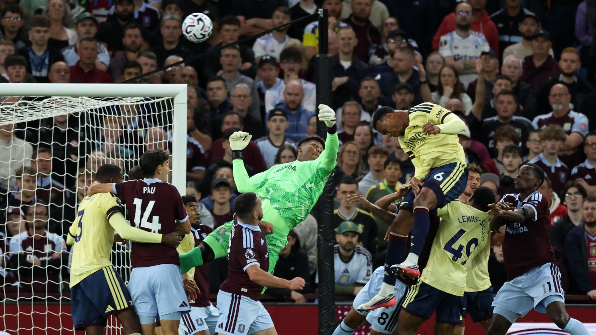 resources_premierleague_pulselive_com 2026 08 31T191720Z_1761488108_UP1EM8V1HKVM6_RTRMADP_3_SOCCER ENGLAND AVL ARS.jpg