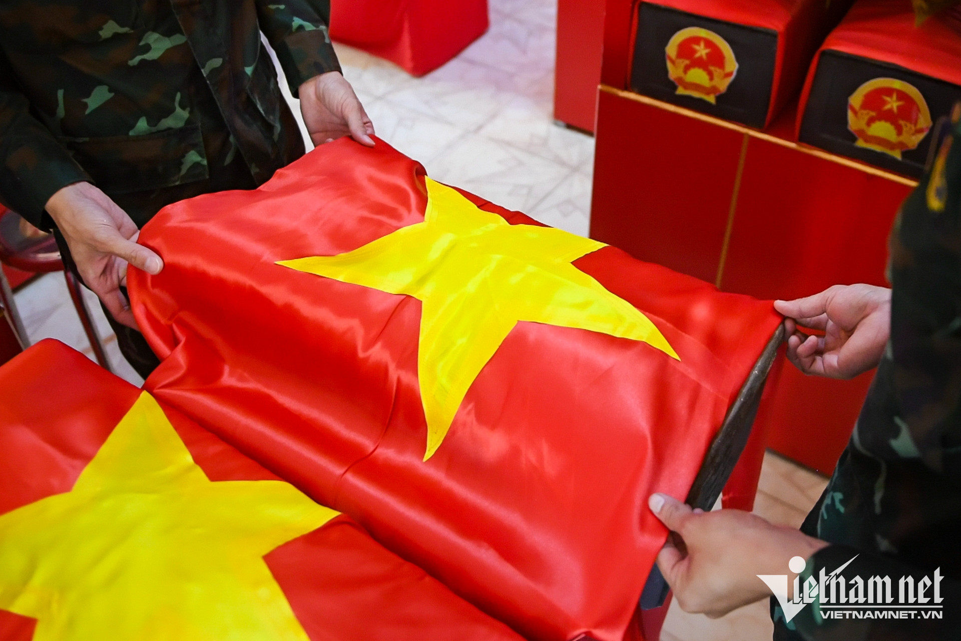W-hài cốt liệt sĩ   Nguyễn Huế 16.jpg
