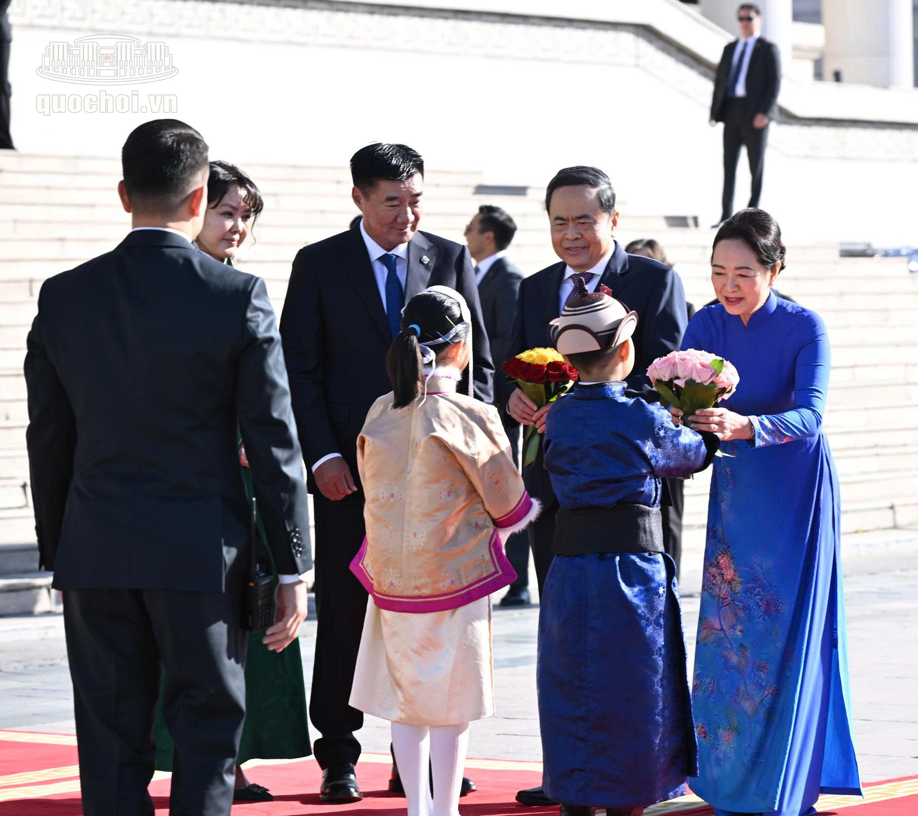 Chủ tịch Quốc hội Mông Cổ chủ trì Lễ đón trọng thể Chủ tịch Quốc hội Trần Thanh Mẫn
