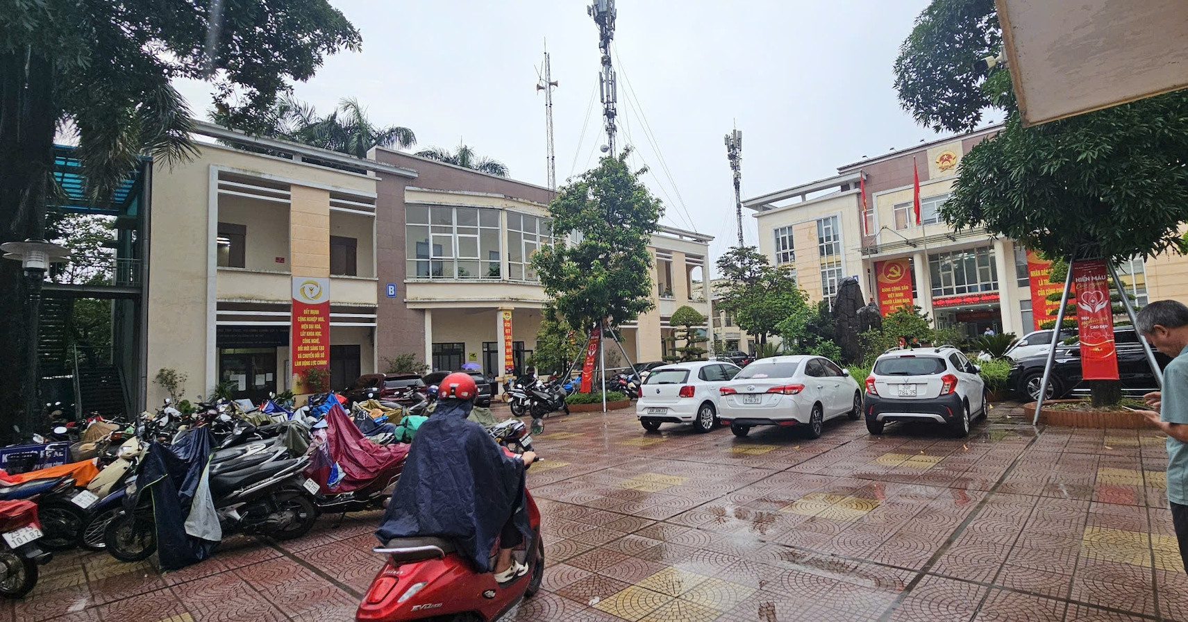 Hà Nội: Dừng đơn vị cung cấp suất ăn bán trú chậm cho hơn 3.200 học sinh ở Tây Mỗ