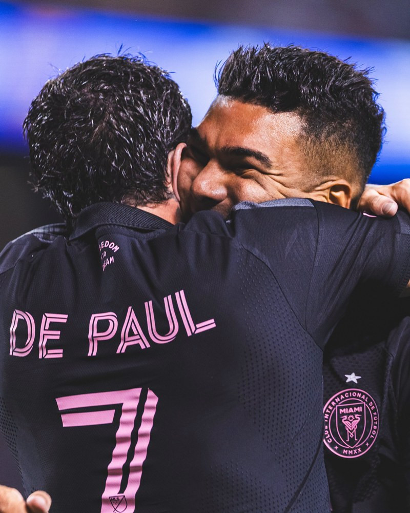 https://static-images.vnncdn.net/vps_images_publish/000001/000003/2026/9/10/inter-miami-casemiro-835.jpg