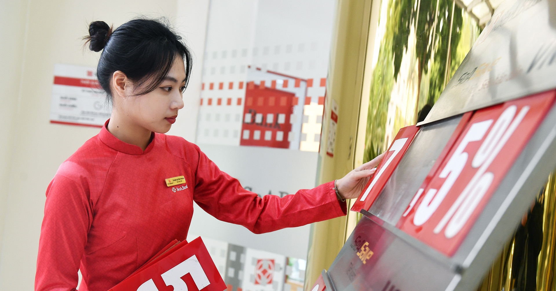 Lãi suất ngân hàng hôm nay 10/9/2026: Cao nhất 10%/năm, phải gửi cả nghìn tỷ