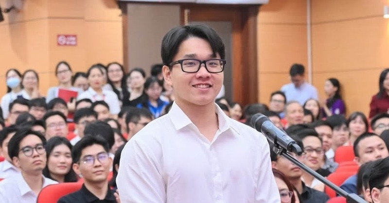 Nam sinh ‘trường ngoài’ lọt top 4 bác sĩ nội trú Đại học Y Hà Nội
