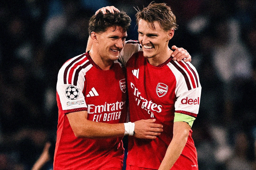 Odegaard lập đại công, Arsenal giành 3 điểm trên sân Napoli