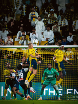 https://static-images.vnncdn.net/vps_images_publish/000001/000003/2026/9/10/ronaldo-al-nassr-236.jpeg