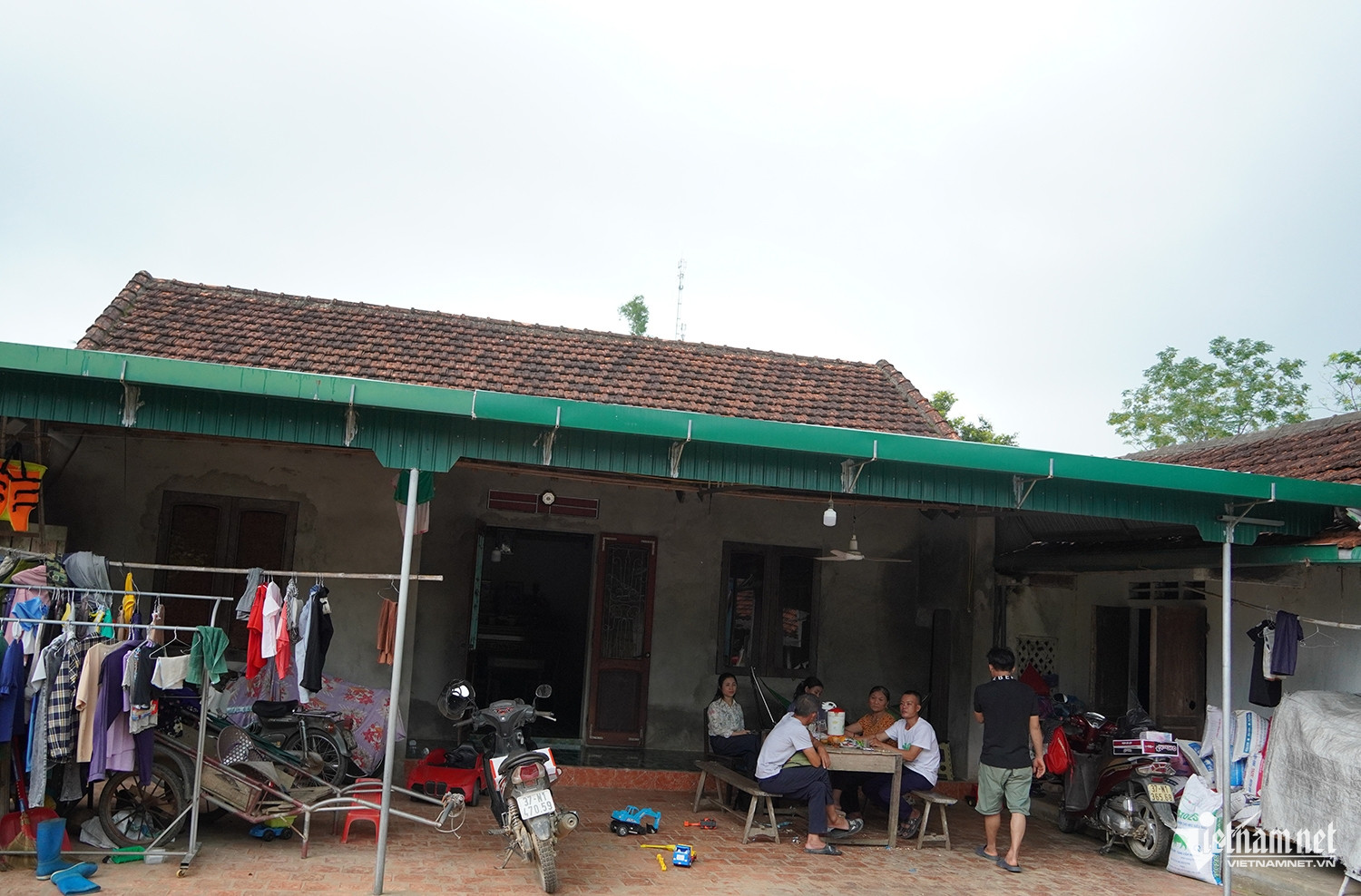 W-cứu học sinh 7.JPG.jpg