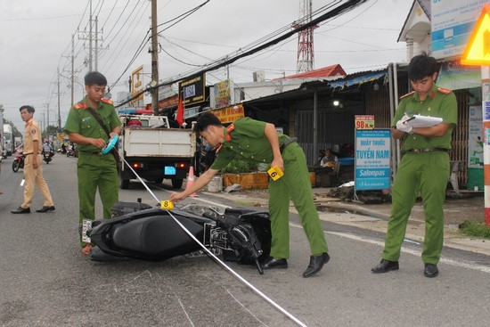 Bản tin trưa 11/9: Danh tính nam thanh niên tăng ga tông thiếu tá CSGT
