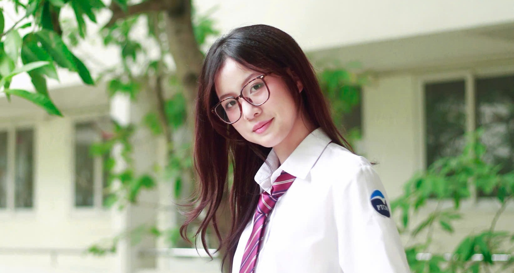 Nữ sinh chuyên Trung có IELTS 8.5, SAT tuyệt đối đỗ thủ khoa vào ĐH Ngoại thương