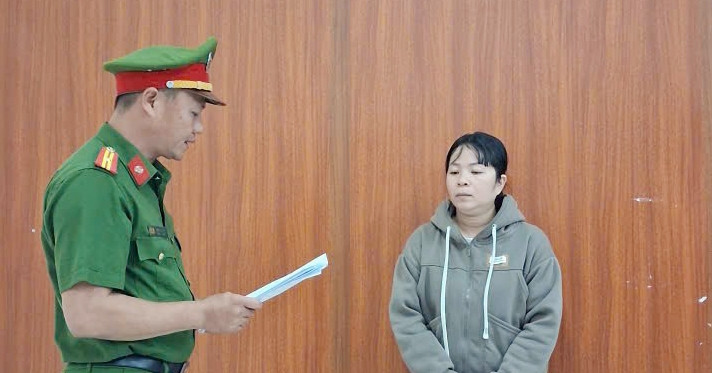 Vừa nhập cảnh, người phụ nữ bị công an bắt giữ tại sân bay