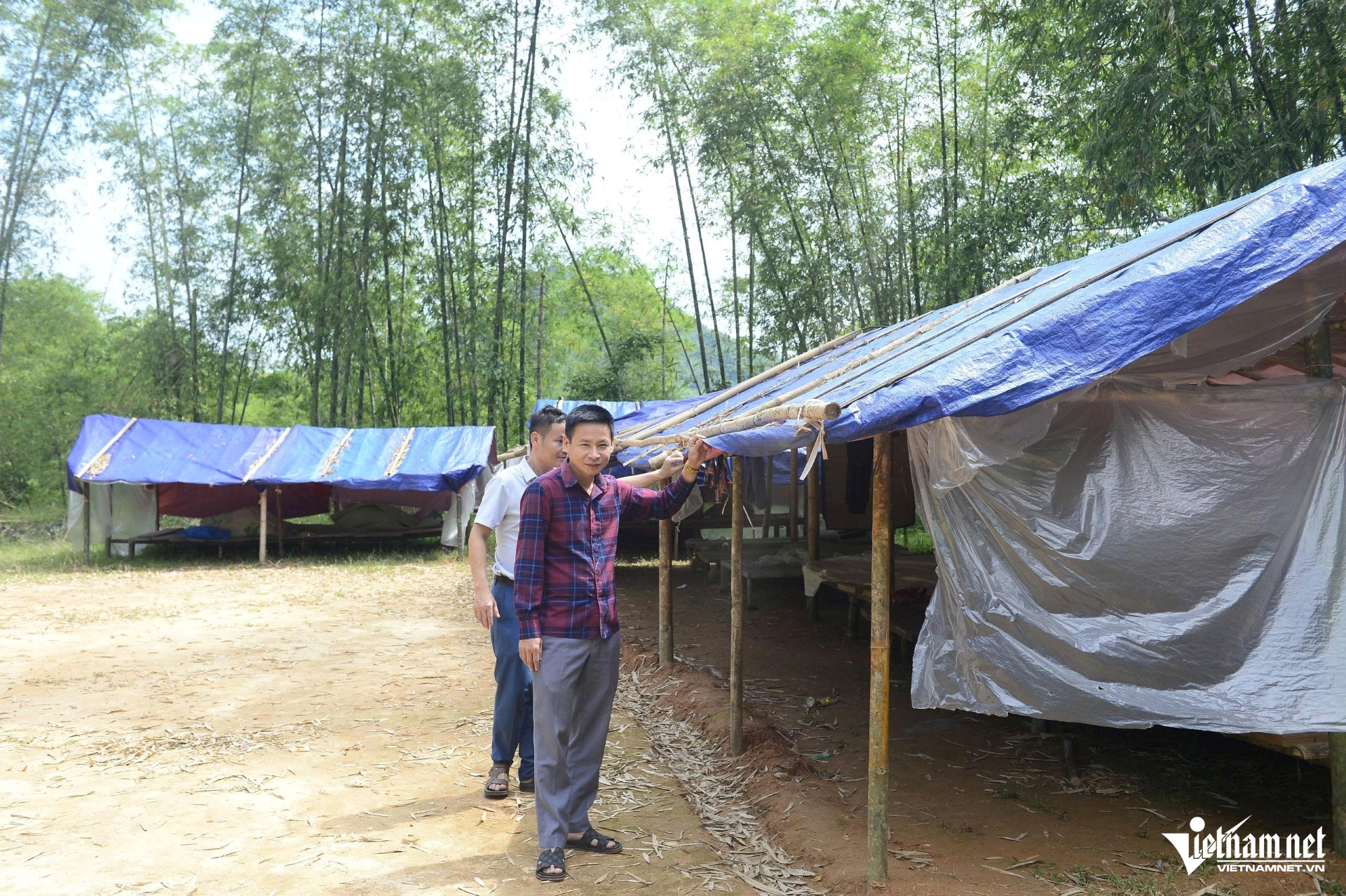 W-a3Xã miền núi Thanh Hóa dựng lán tạm.jpg