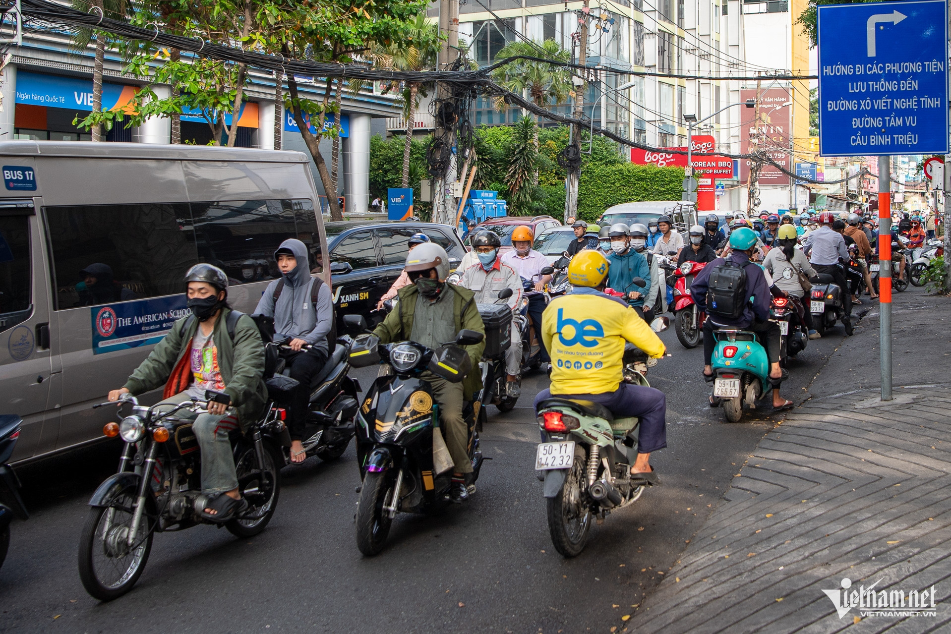 W-Đường Ung Văn Khiêm Tuấn Hùng 48.jpg