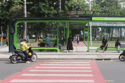 Diện mạo mới lạ quanh ga metro Bến Thành, người dân đỡ lo cảnh nắng mưa