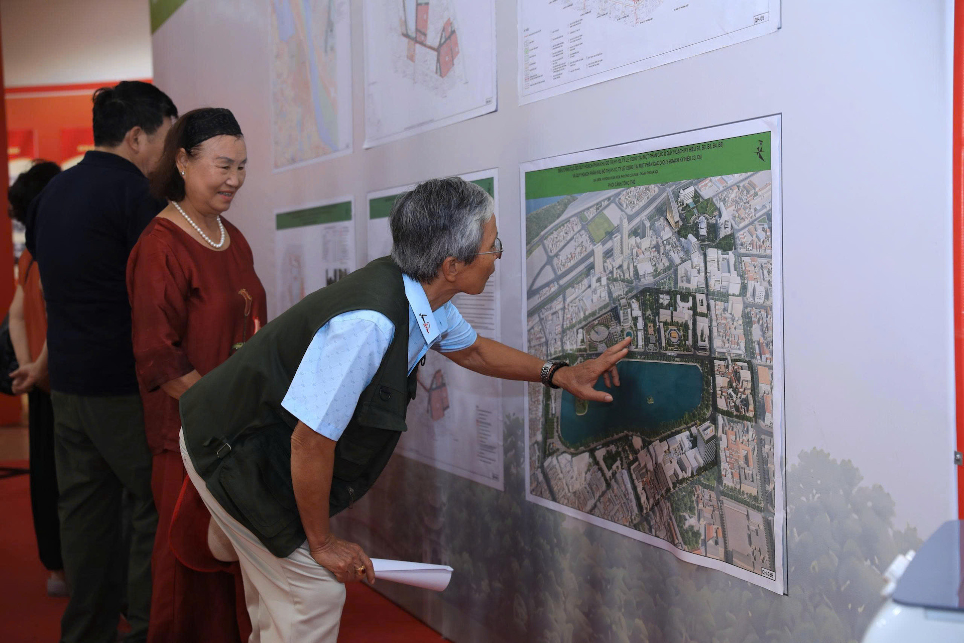 Hồ hoàn kiếm 1.jpg