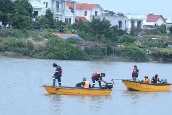 Bản tin cuối ngày 13/9: Tìm thấy thi thể Thiếu tá Tùng sau nhiều giờ mất tích