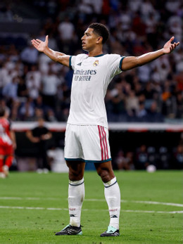 https://static-images.vnncdn.net/vps_images_publish/000001/000003/2026/9/13/bellingham-real-madrid-219.jpeg