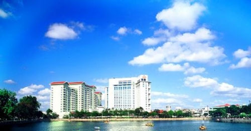 Khách sạn Daewoo bị rao bán lỗ, Bông Sen Corp đ...