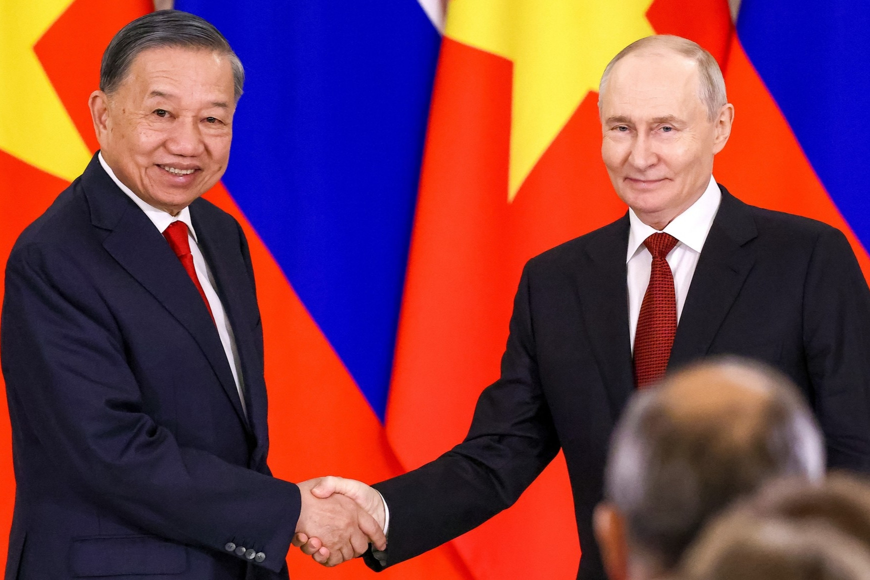 https://static-images.vnncdn.net/vps_images_publish/000001/000003/2026/9/13/nga-phap-danh-su-don-tiep-nhieu-nghi-le-dac-biet-voi-tong-bi-thu-chu-tich-nuoc-535.jpg