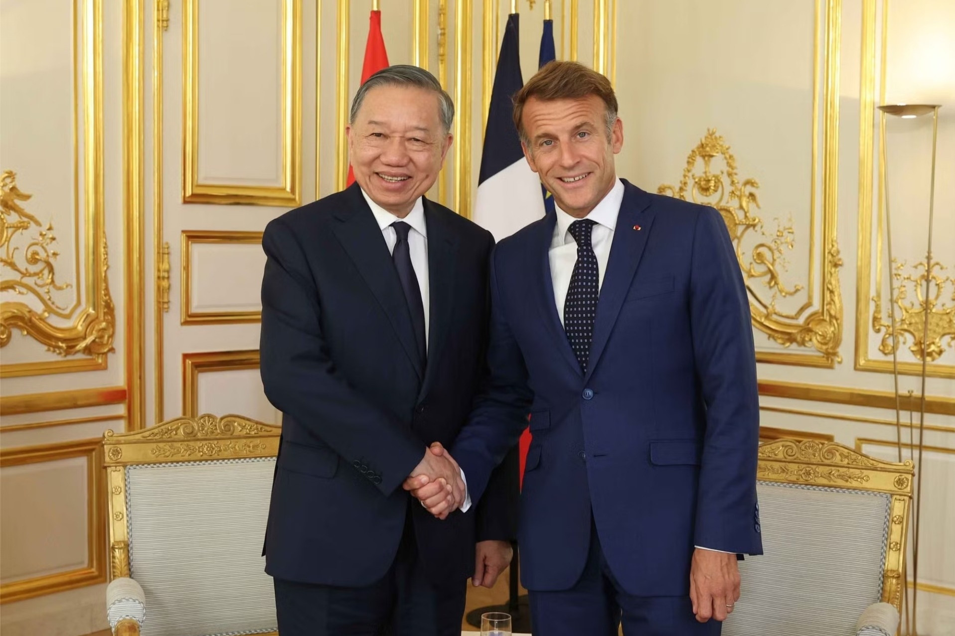 https://static-images.vnncdn.net/vps_images_publish/000001/000003/2026/9/13/nga-phap-danh-su-don-tiep-nhieu-nghi-le-dac-biet-voi-tong-bi-thu-chu-tich-nuoc-539.jpg