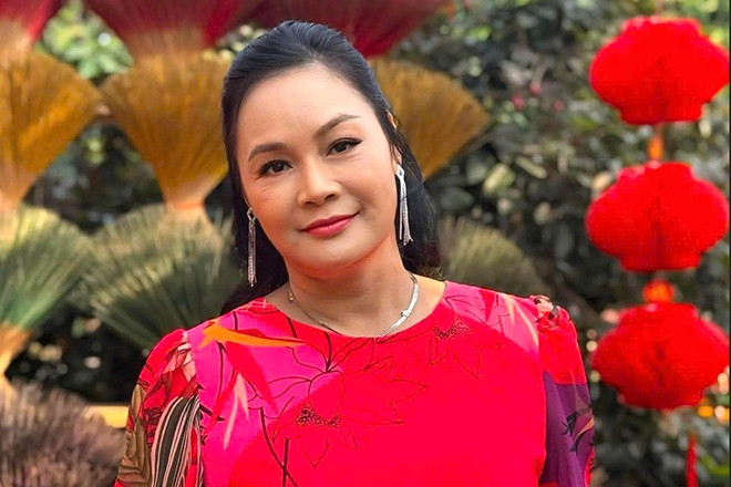 Nghệ sĩ Trần Bích Hằng tuổi 63 là mẹ đơn thân và nỗi day dứt với các con