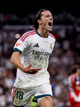 https://static-images.vnncdn.net/vps_images_publish/000001/000003/2026/9/13/real-madrid-218.jpeg