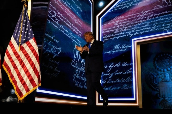Ông Trump nói Mỹ có thể ở lại Iran sau xung đột, xem xét công bố thêm hồ sơ 11/9