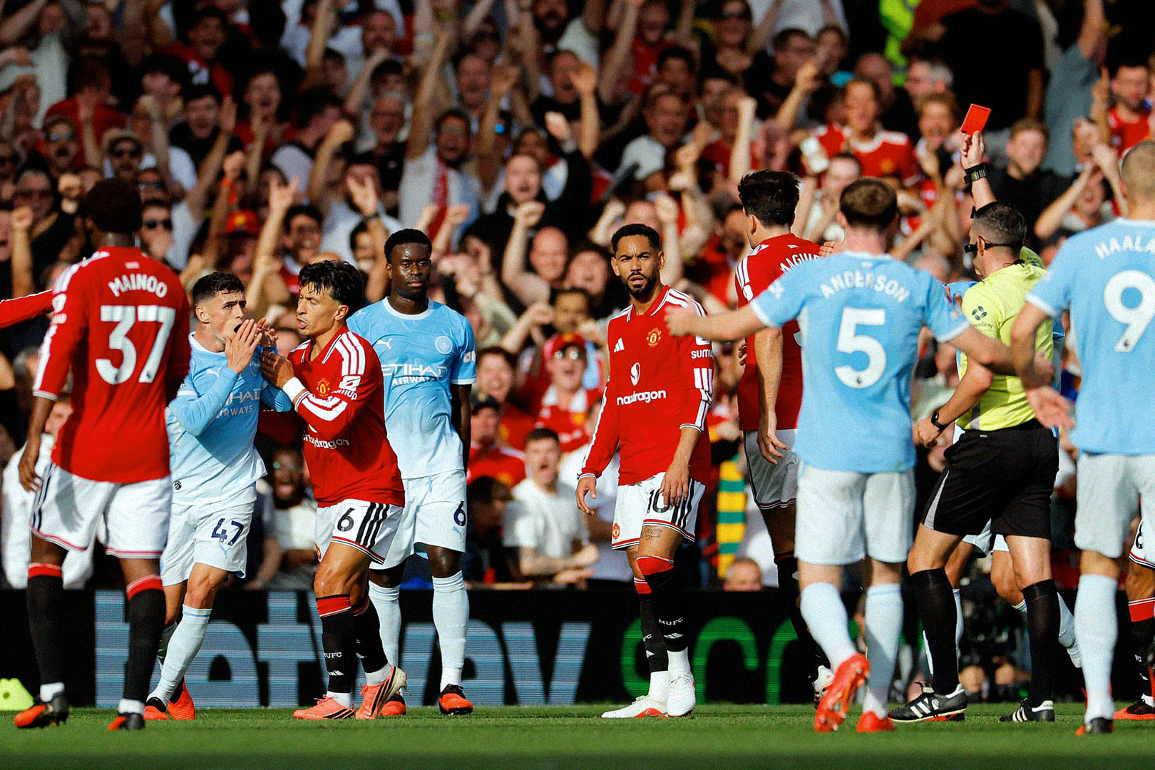 Foden MU Man City.jpg