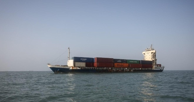 Oman hoãn đàm phán về Hormuz, Mỹ muốn nối lại đối thoại về hạt nhân với Iran