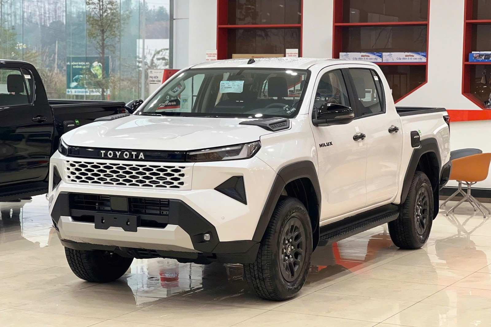 Toyota hilux pro 4x2.jpg