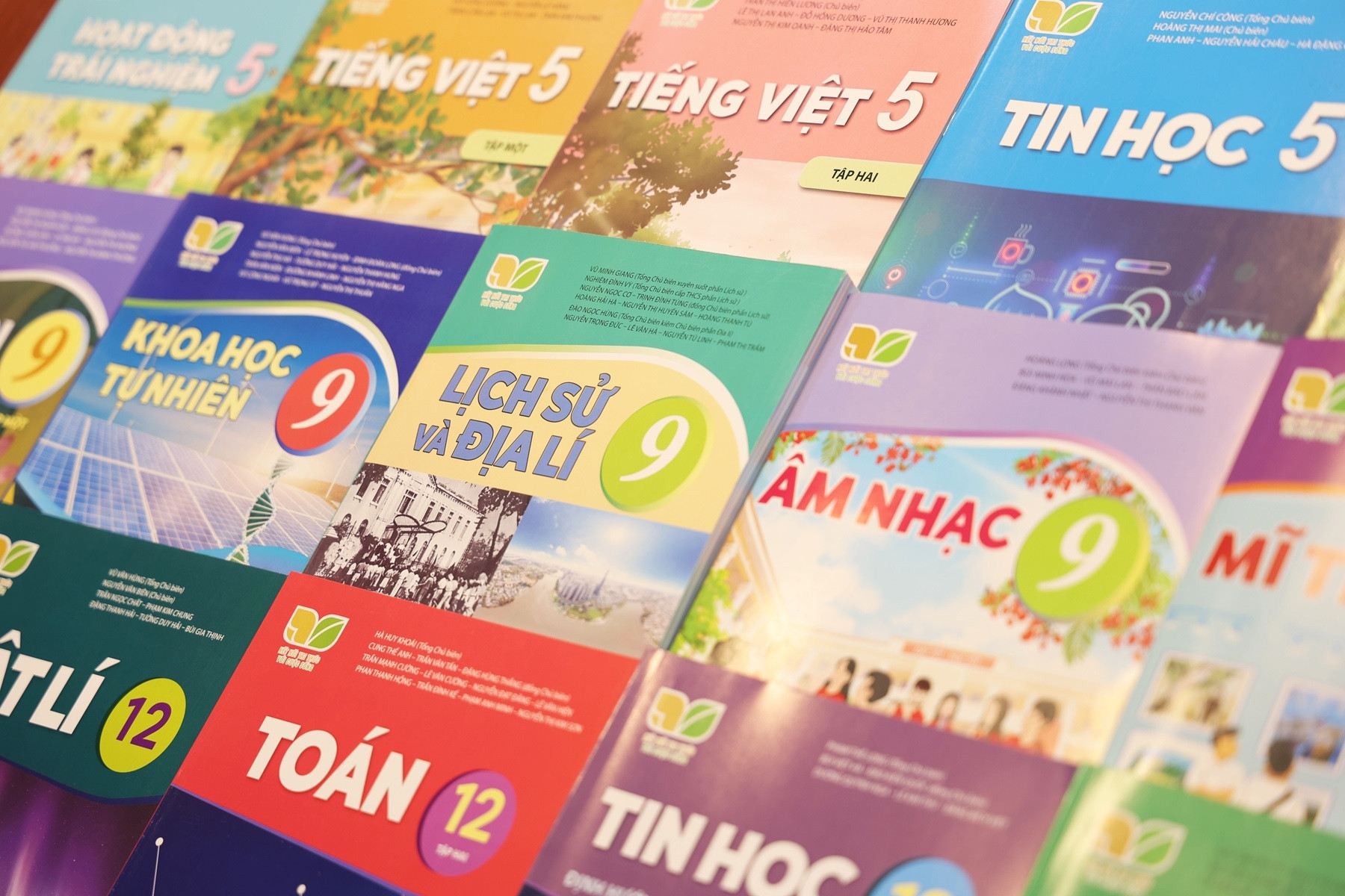 Bộ GD-ĐT lý giải tình trạng thiếu sách giáo khoa đầu năm học