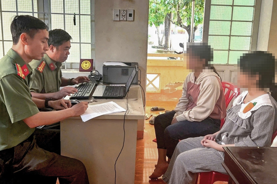 'Khoảng trống' gia đình, kẽ hở để tội phạm lôi kéo người trẻ sang Campuchia