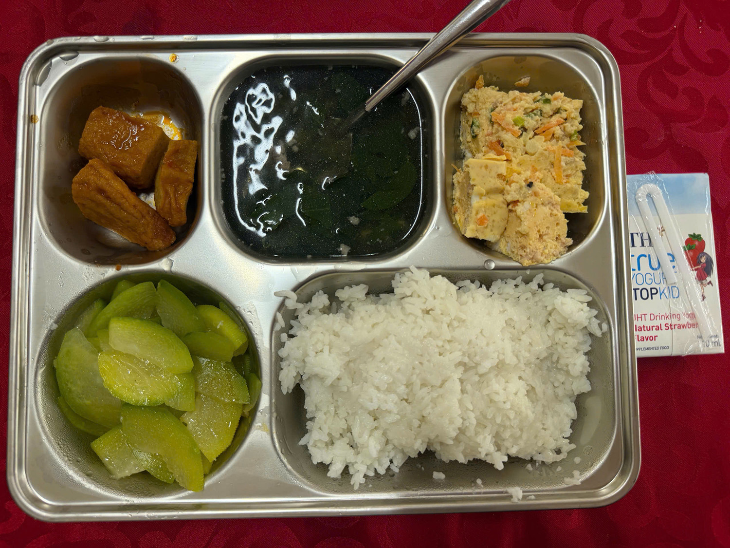 suất ăn bán trú 1.jpg
