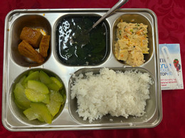suất ăn bán trú 1.jpg