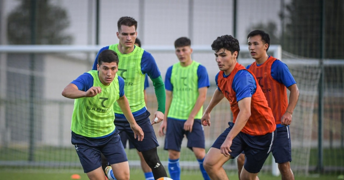 Trực tiếp bóng đá U23 Uzbekistan 1-0 U23 Philippines: Không chiến mở tỷ số