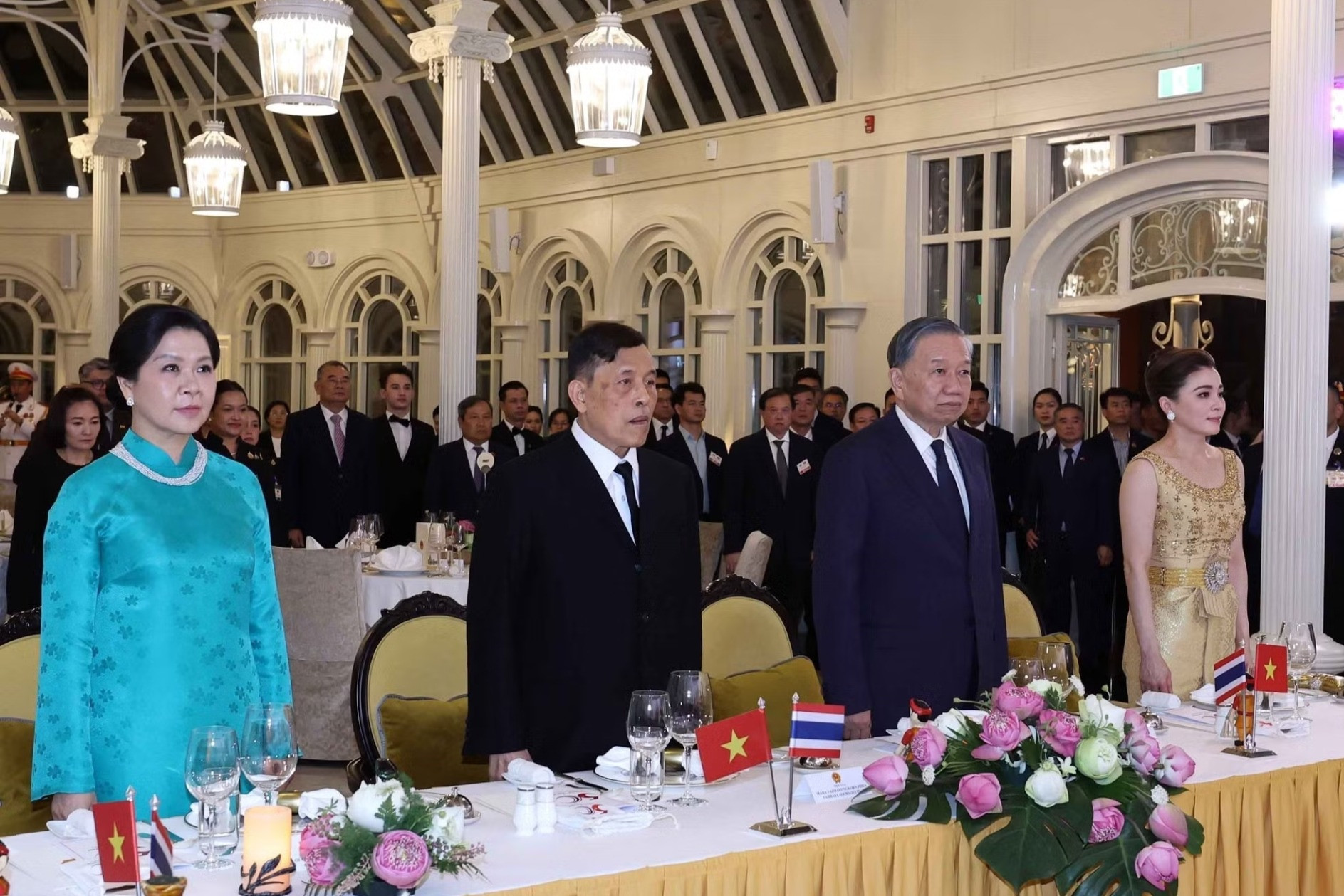 vna potal tong bi thu chu tich nuoc va phu nhan chu tri tiec chieu dai nha vua va hoang hau thai lan 506.jpg