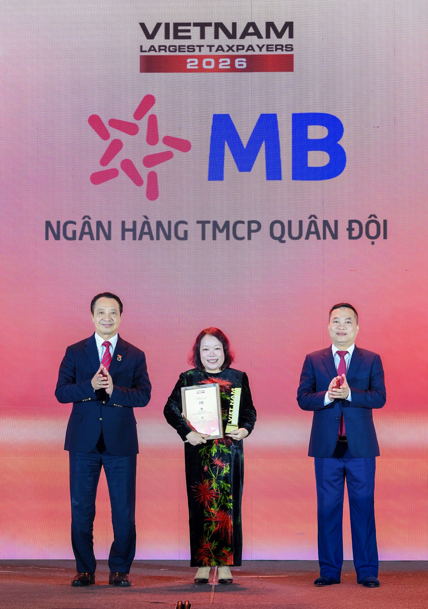 ảnh 1 bài mb.jpg