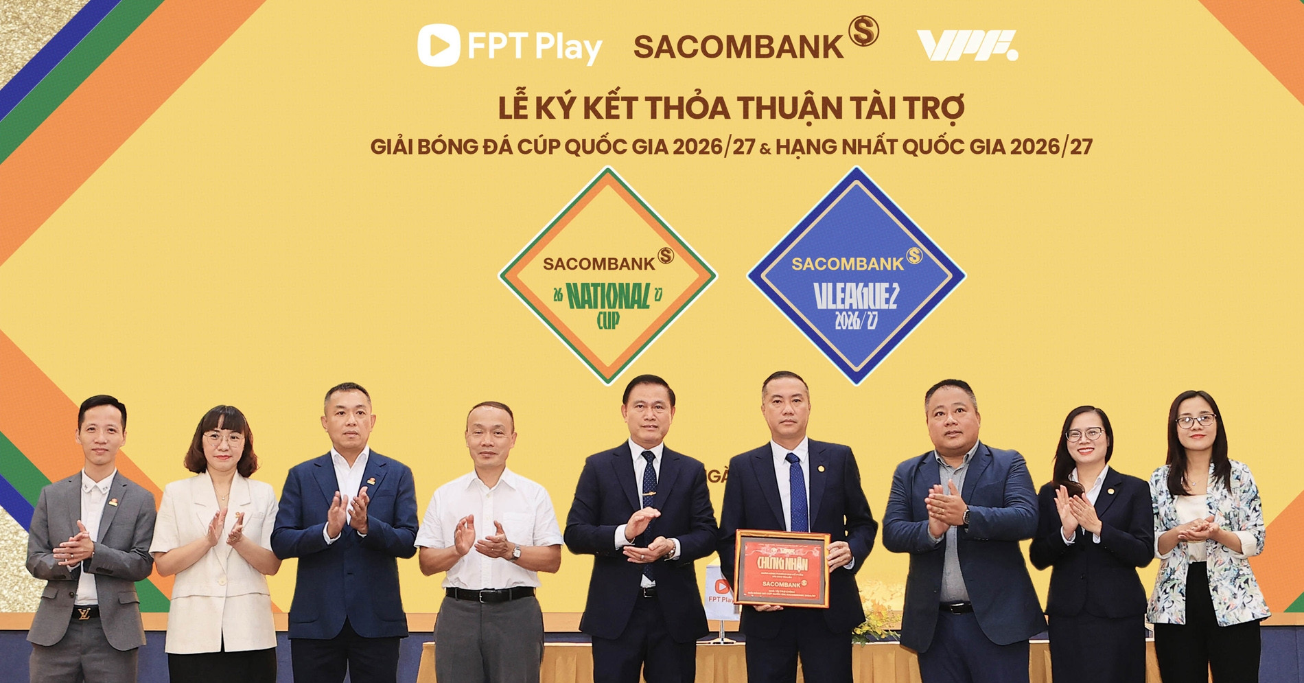 Cúp Quốc gia và giải hạng Nhất nhận tin vui trước mùa giải mới