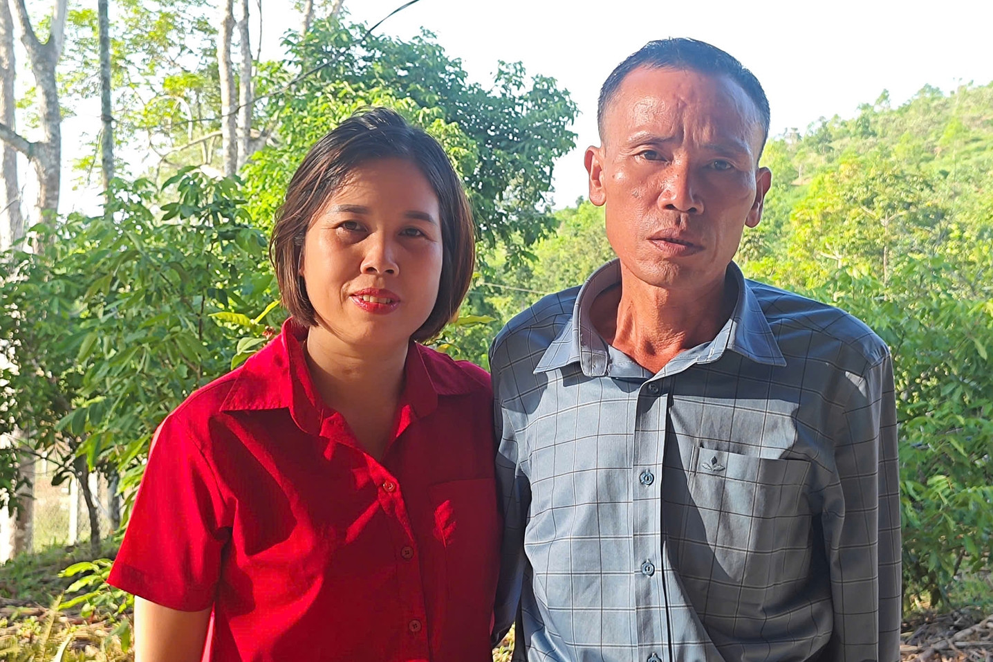 Dựng lều nên duyên, cặp vợ chồng giáo viên gửi trọn thanh xuân ở đại ngàn