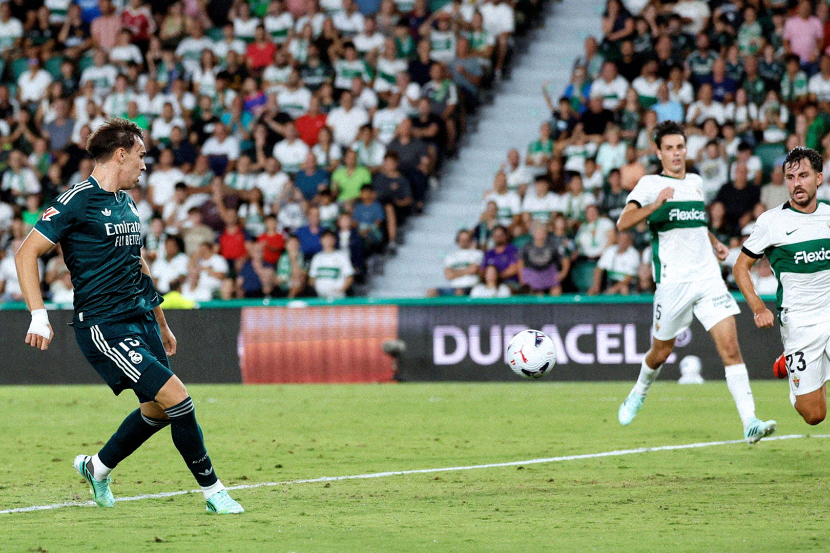 Espi Elche Real Madrid.jpg