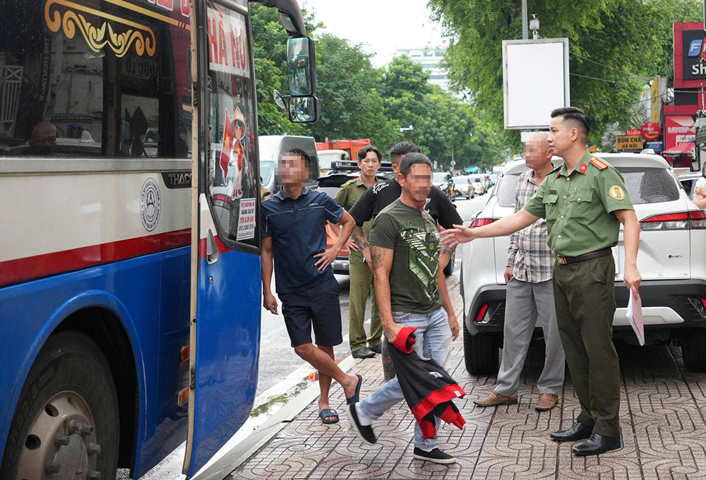 hoa ky truc xuat 2.png