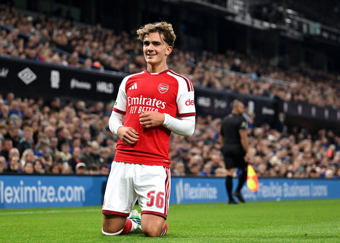 HSR74FvWUAADVPk.jpg