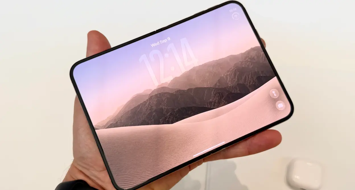 iPhone Duo 3 sẽ "lột xác" với 2 tính năng Pro?