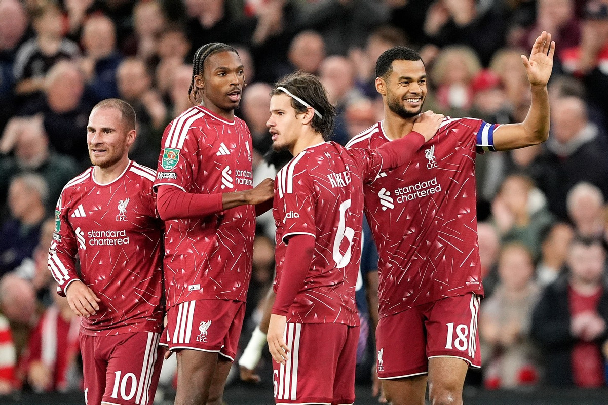 Kết quả bóng đá Liverpool 3-1 Tottenham: vòng 3 cúp Liên đoàn Anh