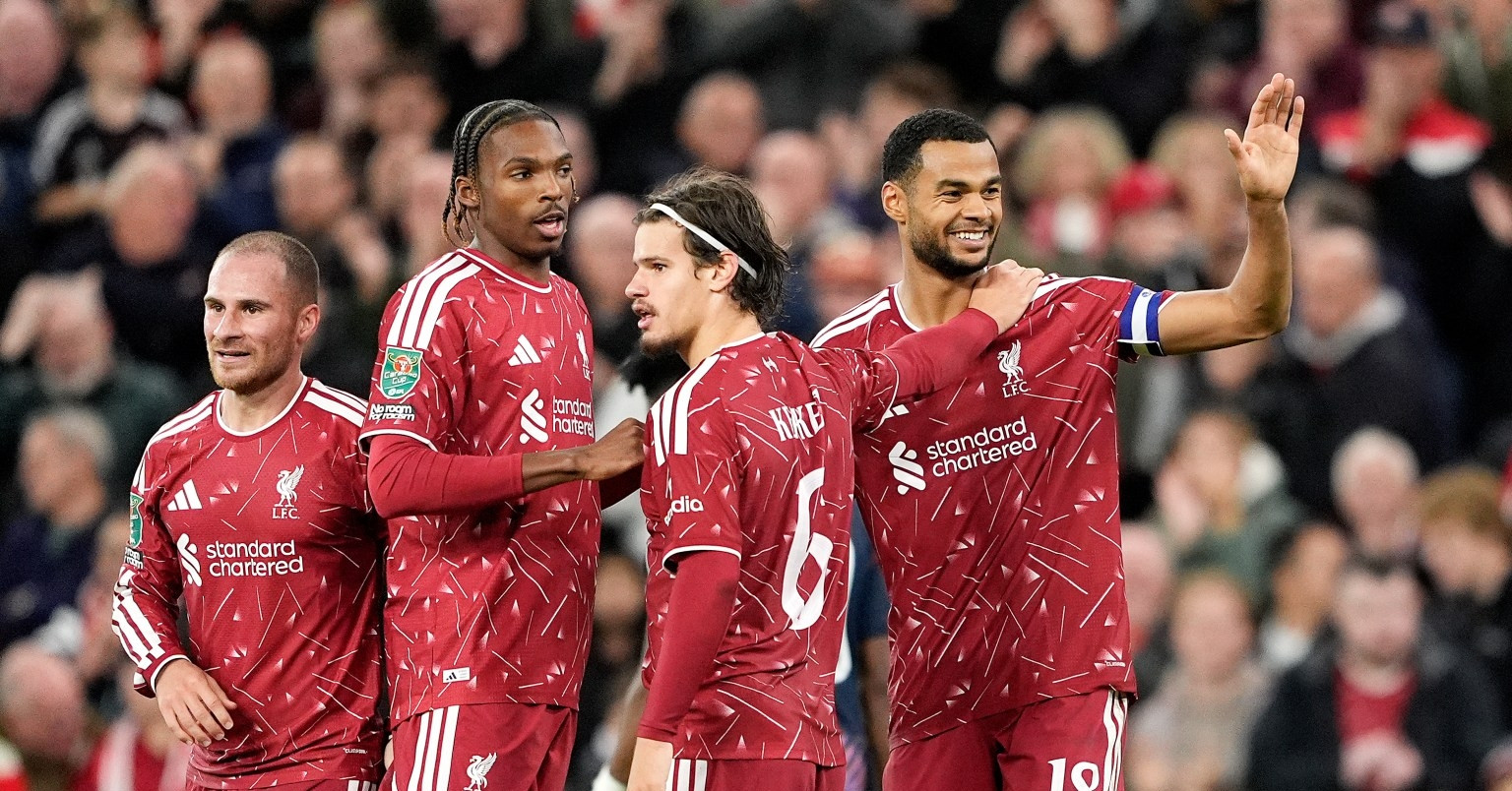 Liverpool đẩy Tottenham xuống hố sâu tuyệt vọng