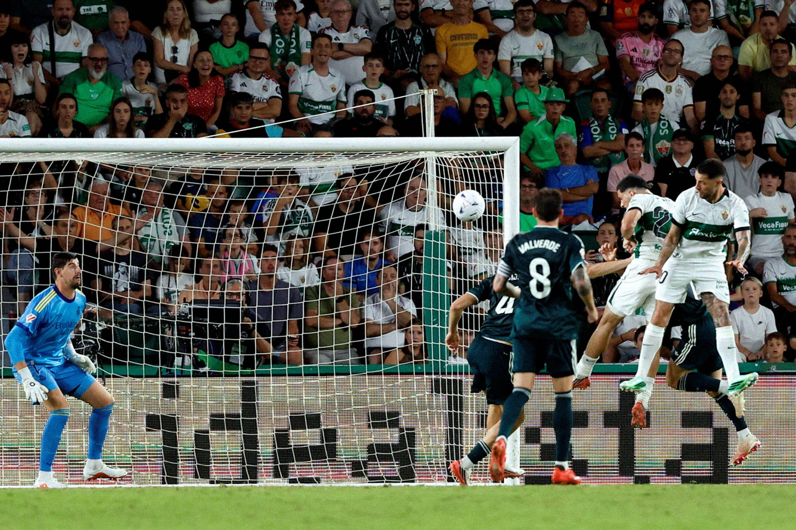 Osorio Elche Real Madrid.jpg