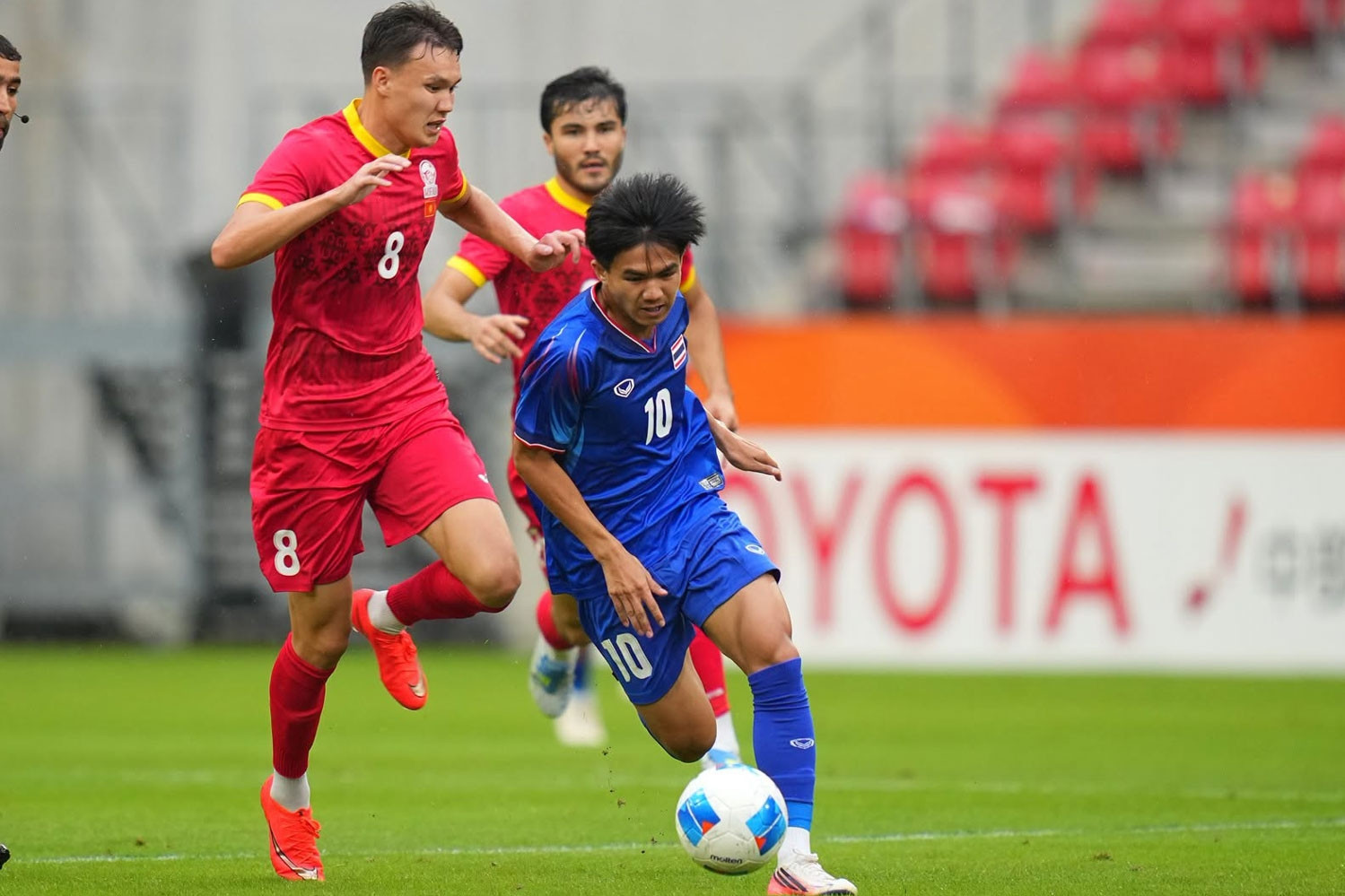 Trực tiếp bóng đá U23 Thái Lan 1-2 U23 Kyrgyzstan: Nhen nhóm hy vọng (H2)