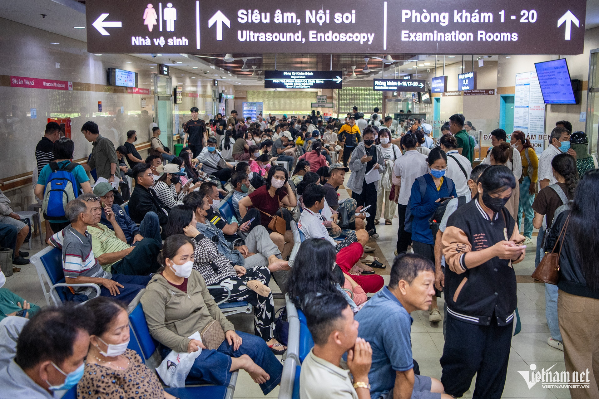 W-Ghi nhận bệnh viện đông đúc TPHCM   Tuấn Hùng 80.jpg