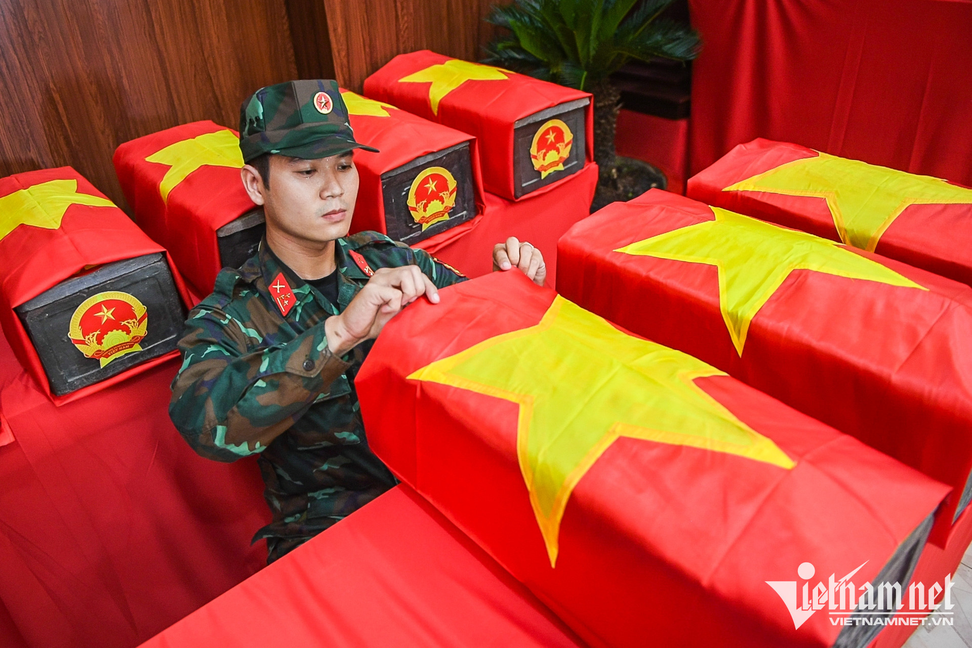 W-hài cốt liệt sĩ   Nguyễn Huế 2.jpg